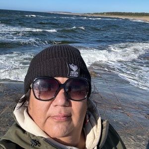 Meet your Posher, Christine